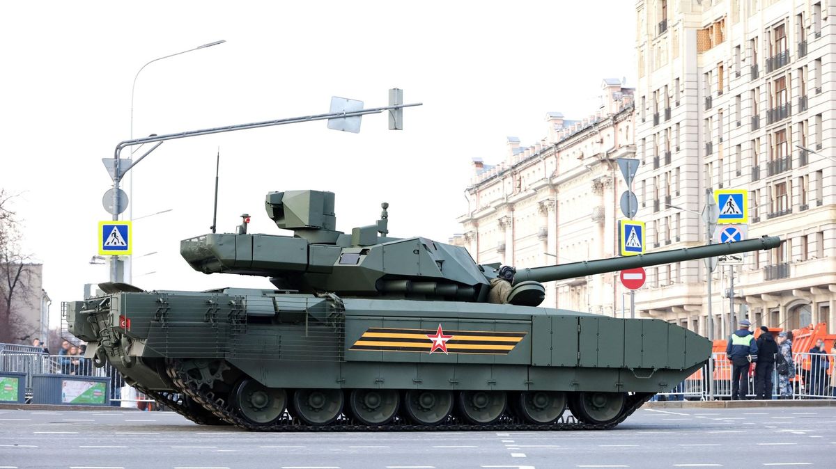 Rusko na Ukrajinu své nejmodernější tanky nepošle. Jsou prý moc drahé